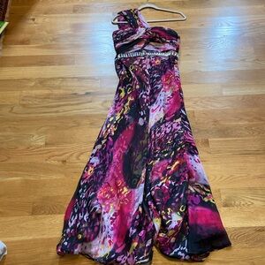 Elegant embellished one shoulder unique dress.